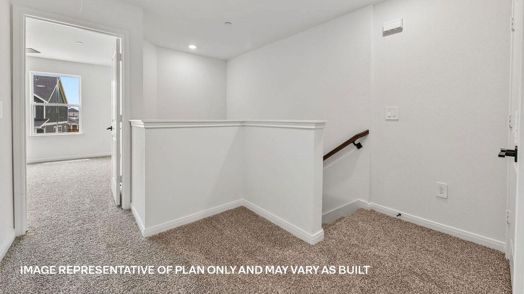 Spacious, unfurnished interior of a new home in Avery Centre, Round Rock (Image 31).
