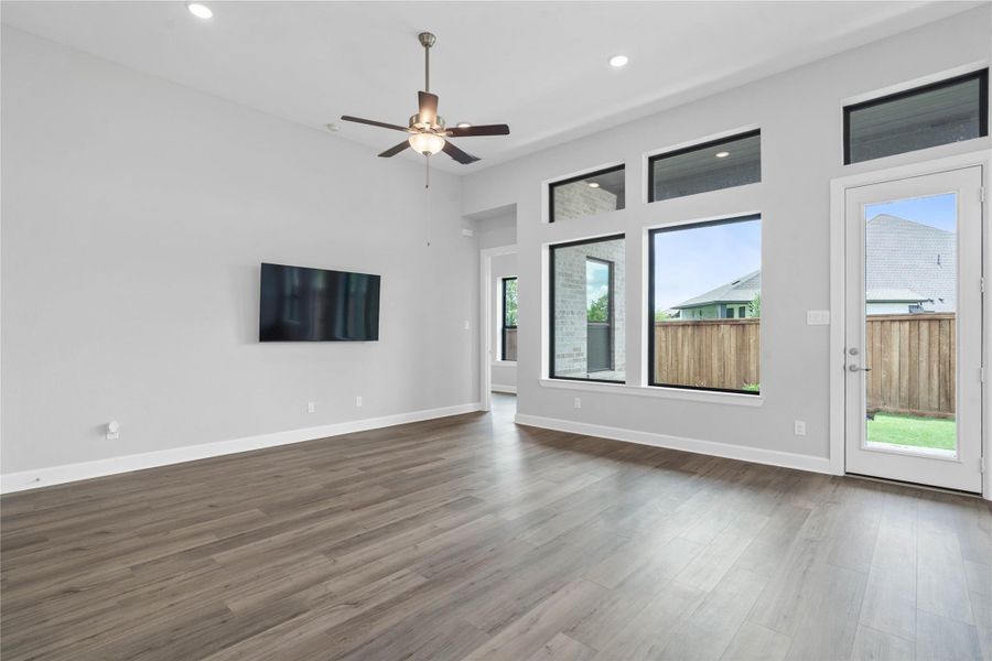 Spacious, unfurnished interior of a new home in , Montgomery (Image 42).