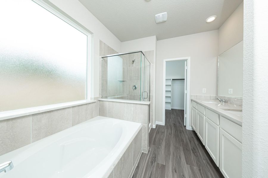 Furnished interior view inside a new home in Lake Conroe Area Homes, Montgomery (Image 10). Furnished interior view inside a new home in Lake Conroe Area Homes, Montgomery (Image 10).