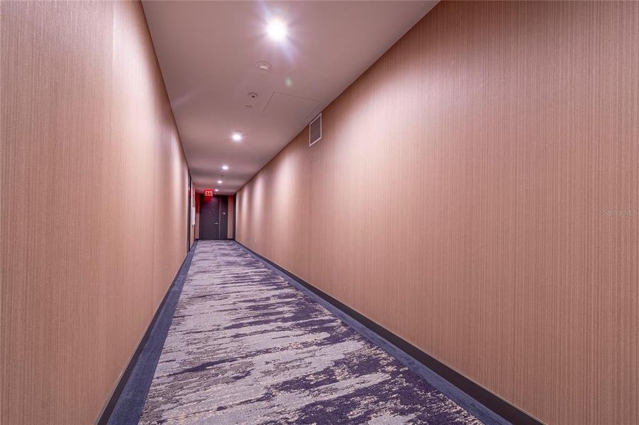 Spacious, unfurnished interior of a new home in , St. Petersburg (Image 27). Spacious, unfurnished interior of a new home in , St. Petersburg (Image 27).