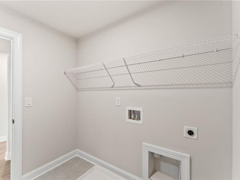 Spacious, unfurnished interior of a new home in The Village at Shallowford, Kennesaw (Image 20). Spacious, unfurnished interior of a new home in The Village at Shallowford, Kennesaw (Image 20).