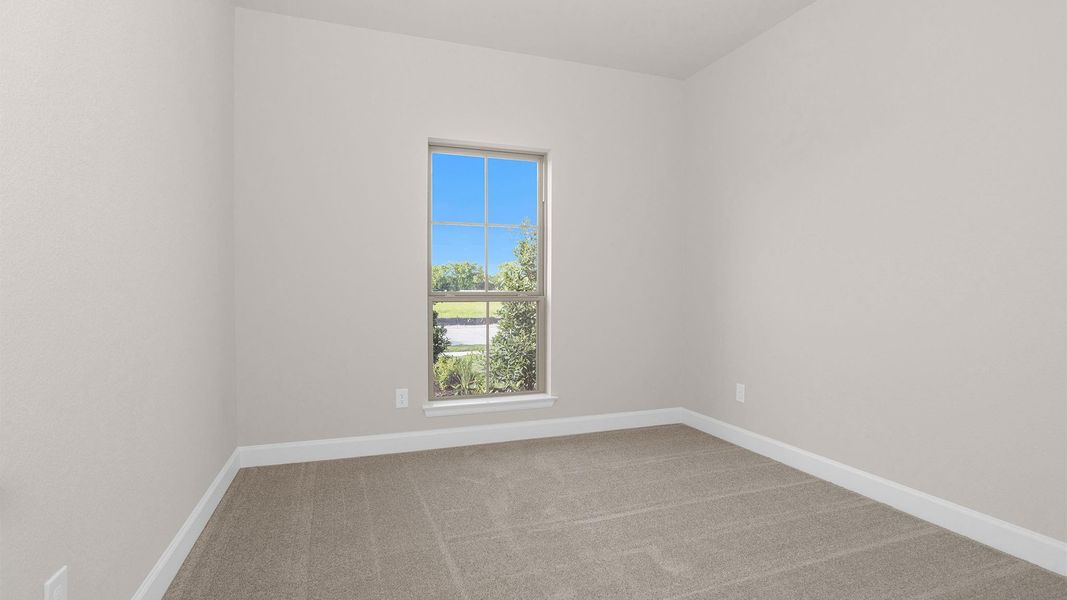 Spacious, unfurnished interior of a new home in Valencia, Manvel (Image 10).