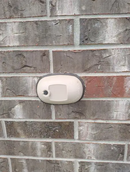 Home Team Pest Defense Outdoor Port