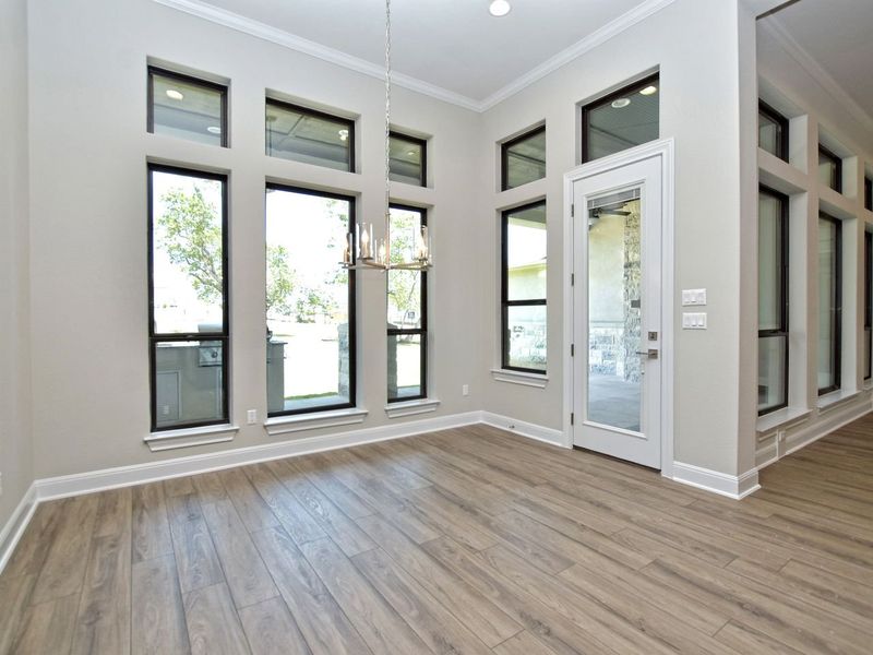 Representative unfurnished interior of a home built from the Avalon by Giddens Homes in Scofield Farms Estates, Georgetown (Image 190).
