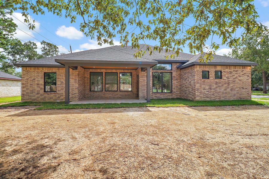 Exterior details and patio area of a home in , Crosby (Image 3).