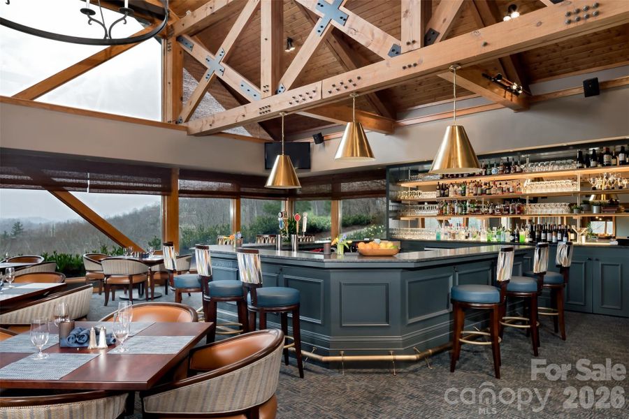 Community amenities in , Hendersonville (Image 7).