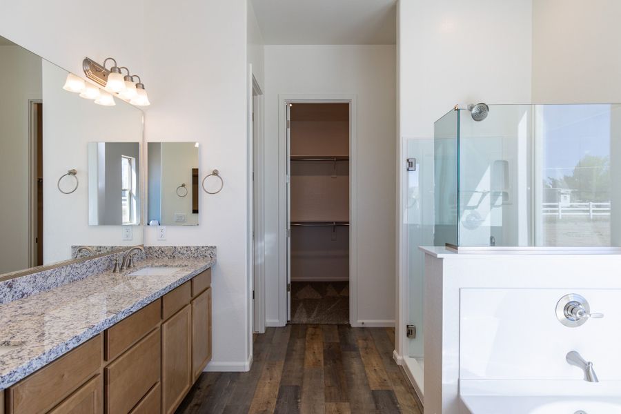 Furnished interior view inside a new home in Heritage Pointe, Chino Valley (Image 17).