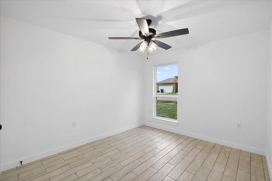 Spacious, unfurnished interior of a new home in , Gun Barrel City (Image 21). Spacious, unfurnished interior of a new home in , Gun Barrel City (Image 21).