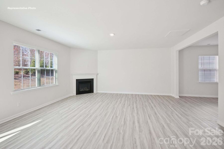 Spacious, unfurnished interior of a new home in Wallace Springs, Statesville (Image 21).
