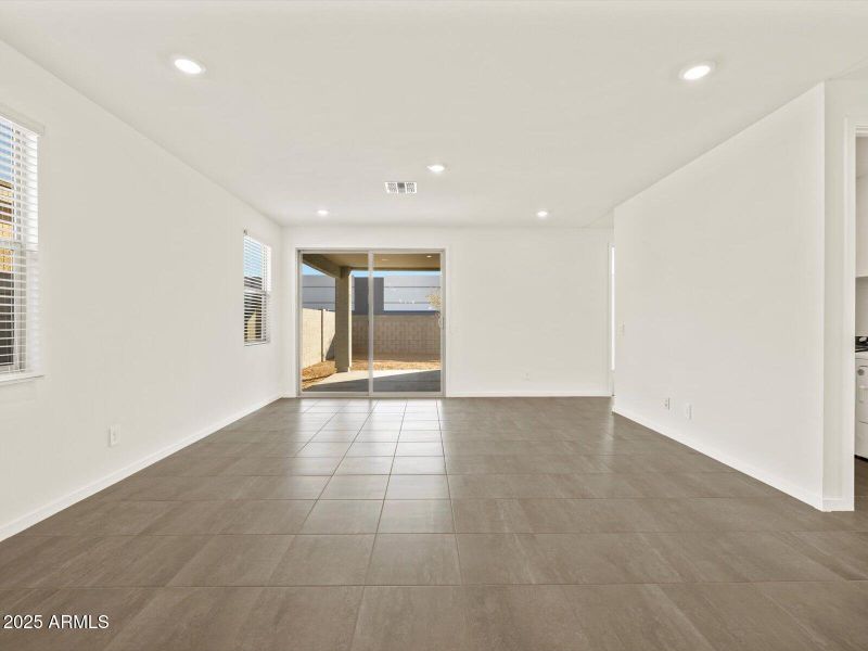 27-1W0A0743 27-1W0A0743