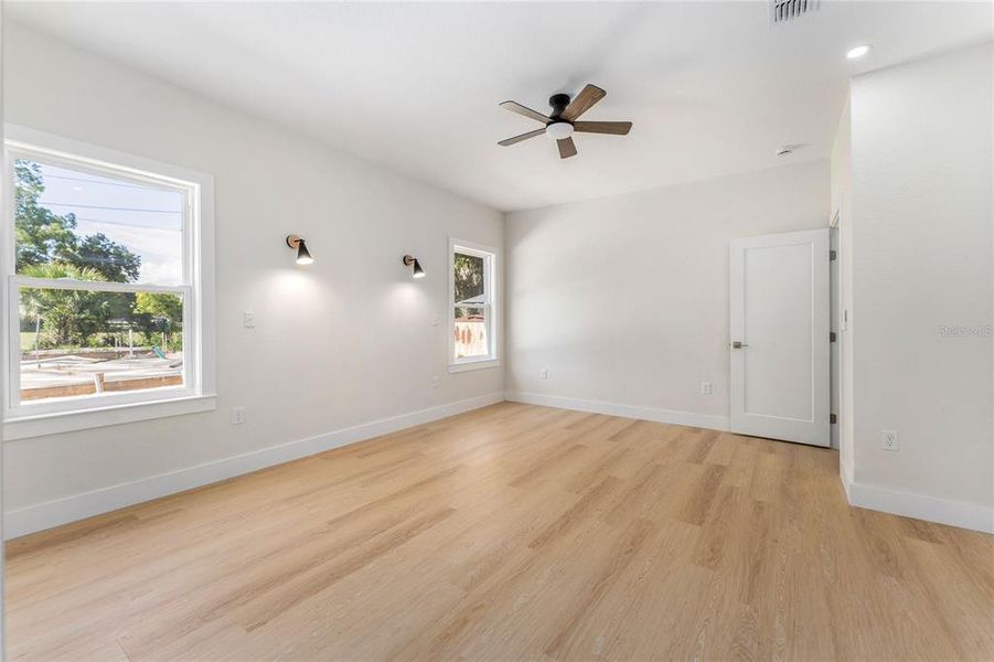 Spacious, unfurnished interior of a new home in , Gainesville (Image 13). Spacious, unfurnished interior of a new home in , Gainesville (Image 13).