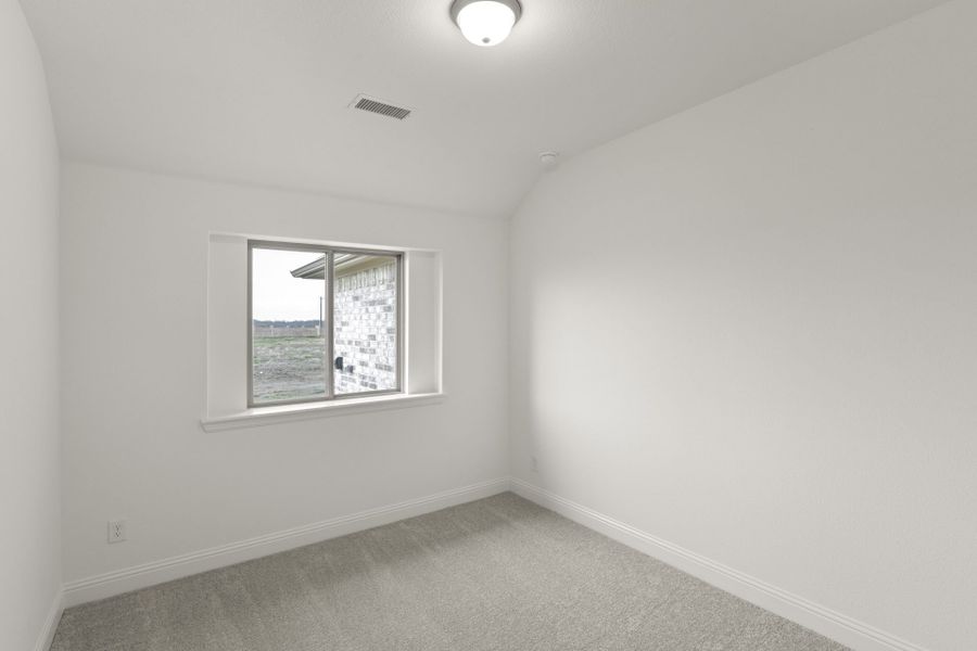 Spacious, unfurnished interior of a new home in Clearview Ranch, Royse City (Image 19).