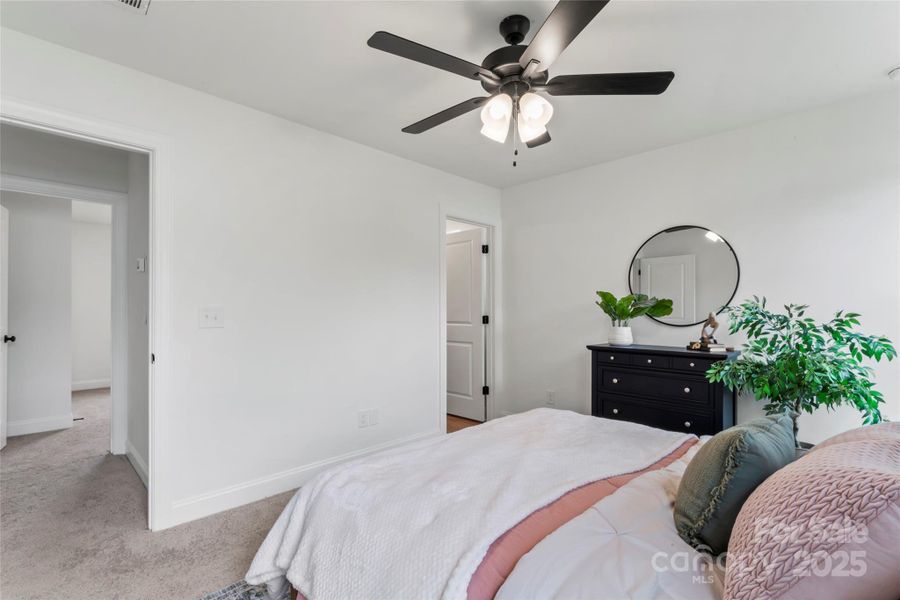 Furnished interior view inside a new home in , Kannapolis (Image 4).