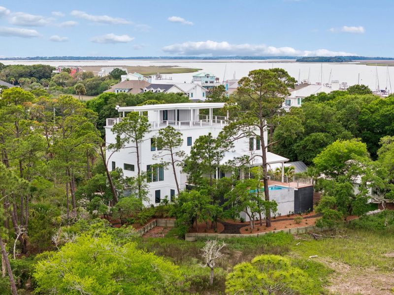Image 100 of a home in .