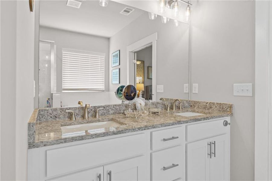 Furnished interior view inside a new home in , Jefferson (Image 29).