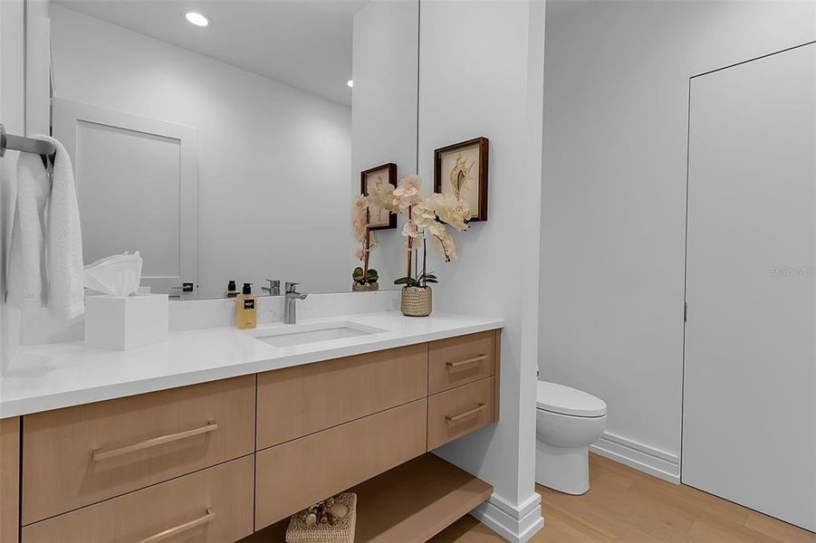 Furnished interior view inside a new home in , Sarasota (Image 6).