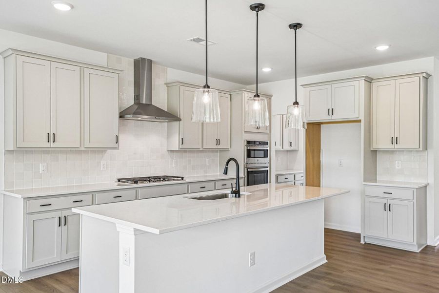 15-web-or-mls-Contempo Ct-S2905-015 15-web-or-mls-Contempo Ct-S2905-015