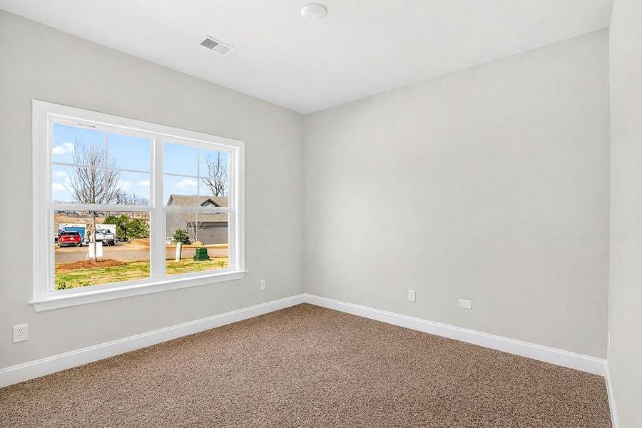 Spacious, unfurnished interior of a new home in , Homer (Image 32).