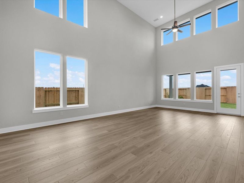 Spacious, unfurnished interior of a new home in Pecan Ridge, Fulshear (Image 18). Spacious, unfurnished interior of a new home in Pecan Ridge, Fulshear (Image 18).