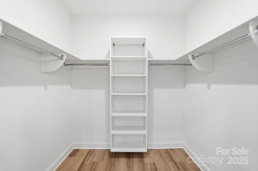 Spacious, unfurnished interior of a new home in , Kings Mountain (Image 22).