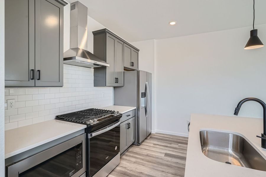 New Home in Strasburg, CO.  - Slide 11