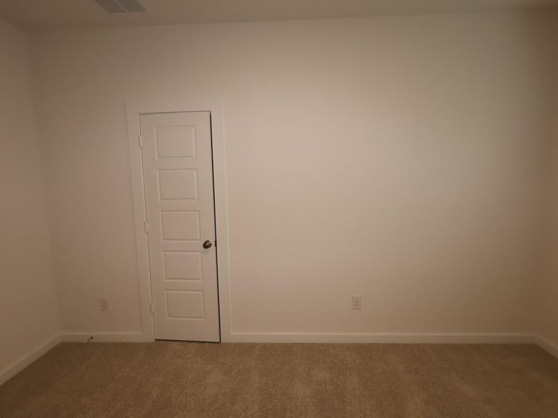 Spacious, unfurnished interior of a new home in Summerview, Fulshear (Image 21). Spacious, unfurnished interior of a new home in Summerview, Fulshear (Image 21).
