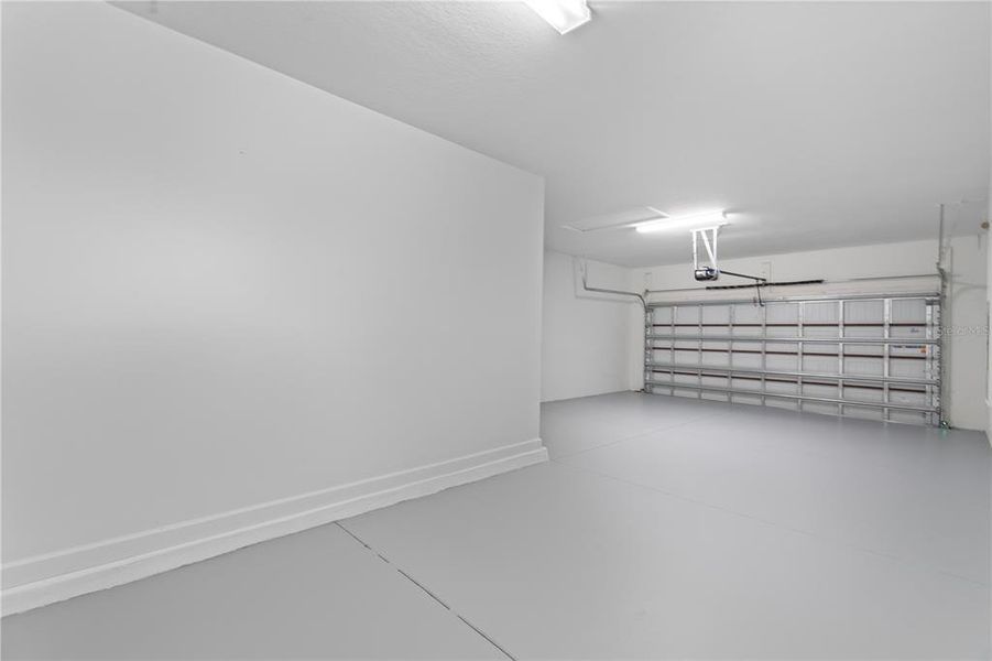 Spacious, unfurnished interior of a new home in , San Antonio (Image 46). Spacious, unfurnished interior of a new home in , San Antonio (Image 46).