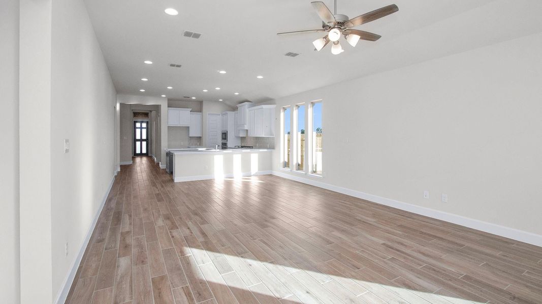 Spacious, unfurnished interior of a new home in Everly, Tomball (Image 14). Spacious, unfurnished interior of a new home in Everly, Tomball (Image 14).