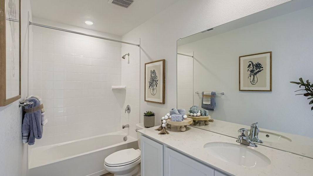 3504 Orchid Bath2 F2