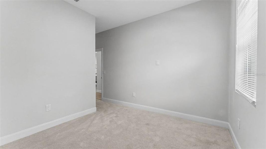 Spacious, unfurnished interior of a new home in , Lakeland (Image 31).
