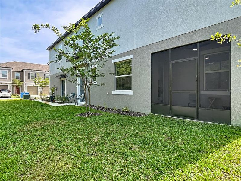 Exterior details and patio area of a home in , Tampa (Image 31).