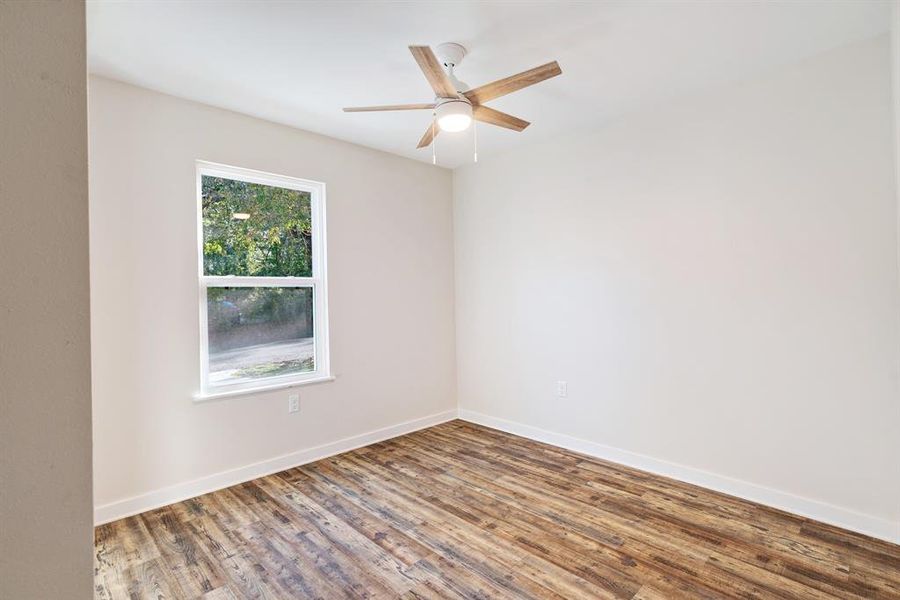 Spacious, unfurnished interior of a new home in , Paris (Image 15).