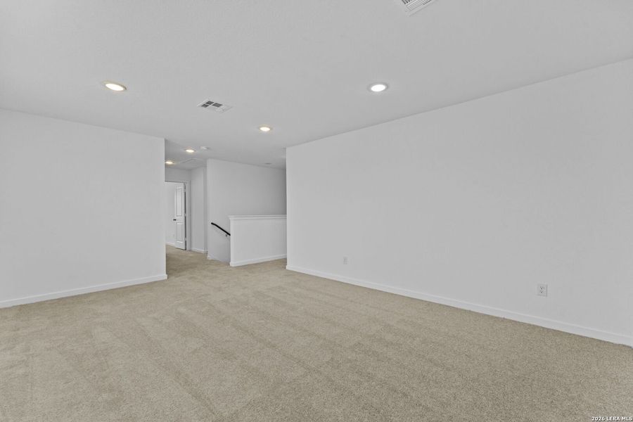 Spacious, unfurnished interior of a new home in Grace Valley, Marion (Image 19).