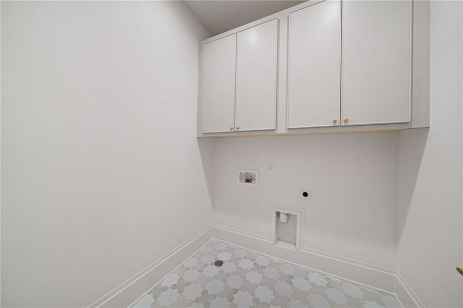Spacious, unfurnished interior of a new home in , Atlanta (Image 57).