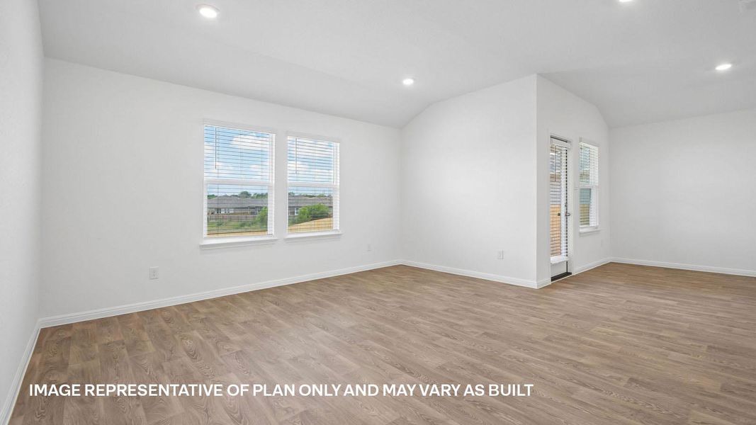 Spacious, unfurnished interior of a new home in Southgrove, Kyle (Image 14).