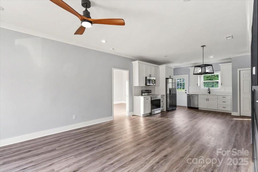 Spacious, unfurnished interior of a new home in , Salisbury (Image 14).