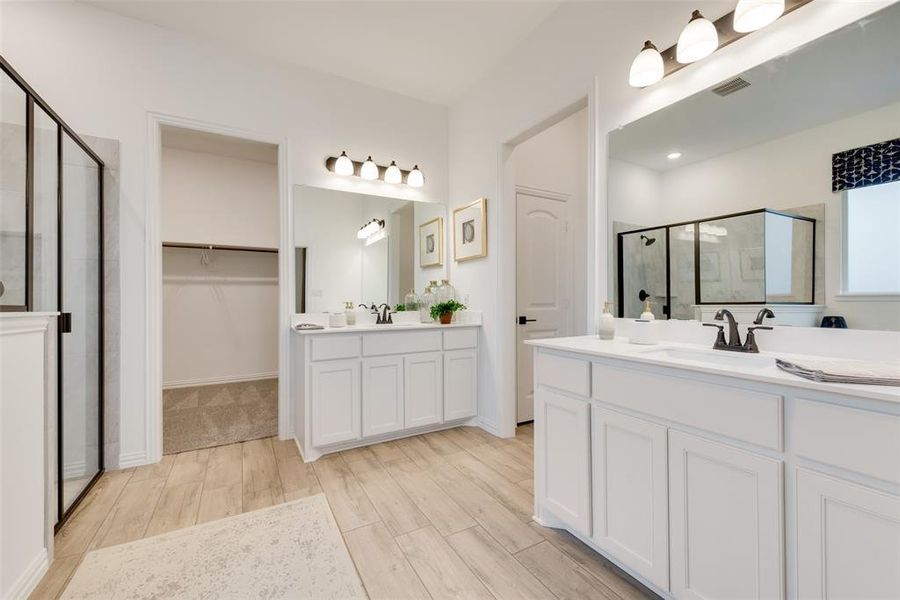 Furnished interior view inside a new home in Aero Vista, Caddo Mills (Image 17). Furnished interior view inside a new home in Aero Vista, Caddo Mills (Image 17).