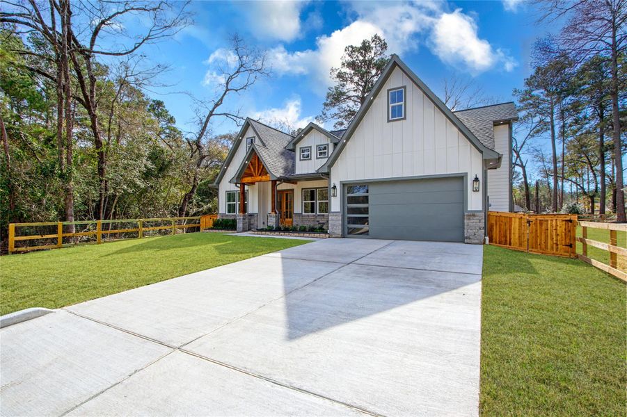 Front exterior of a new home in , Plantersville, TX, highlighting curb appeal (Image 22). Front exterior of a new home in , Plantersville, TX, highlighting curb appeal (Image 22).