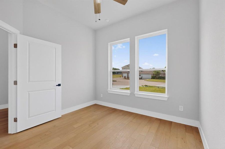 Spacious, unfurnished interior of a new home in , Rowlett (Image 23).