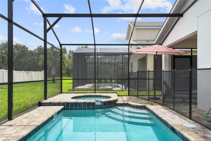 Exterior details and patio area of a home in , Kissimmee (Image 23).