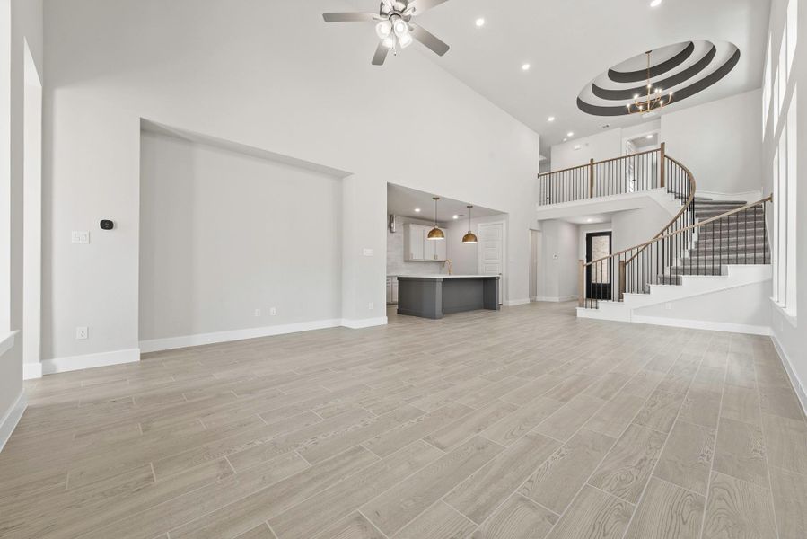 Spacious, unfurnished interior of a new home in The Trails, New Caney (Image 20).
