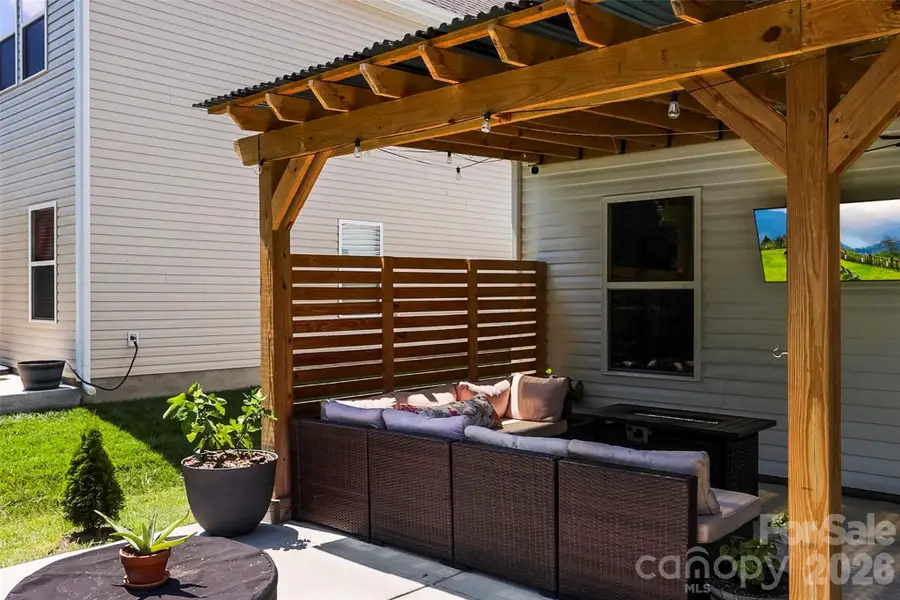 Exterior details and patio area of a home in Bailey's Run, Rock Hill (Image 3).