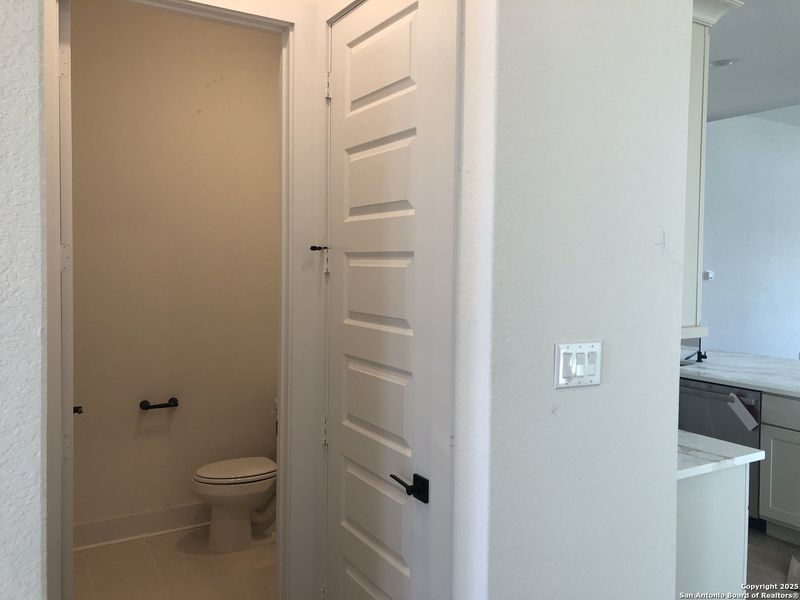 Image 13 of a home in Sienna Lakes. Image 13 of a home in Sienna Lakes.