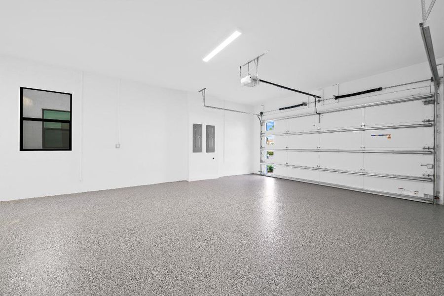 US_SEF_SANDRO_LOT 14_garage