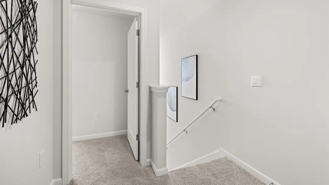 Spacious, unfurnished interior of a new home in Woodbury Park, South Fulton (Image 21).