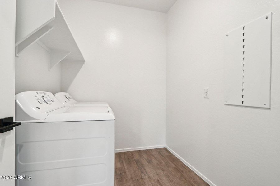 21-web-or-mls-W Bowker St-S2703-021