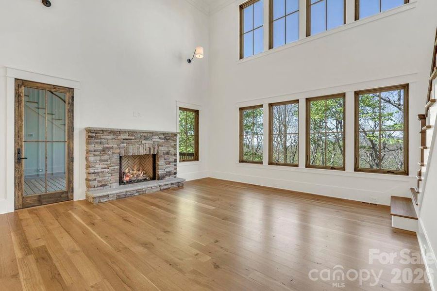 Open Great Room with abundant natural light and tall ceilings! Open Great Room with abundant natural light and tall ceilings!