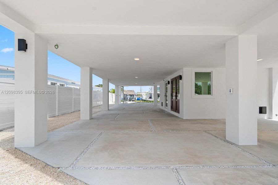 Exterior details and patio area of a home in , Key Largo (Image 42).