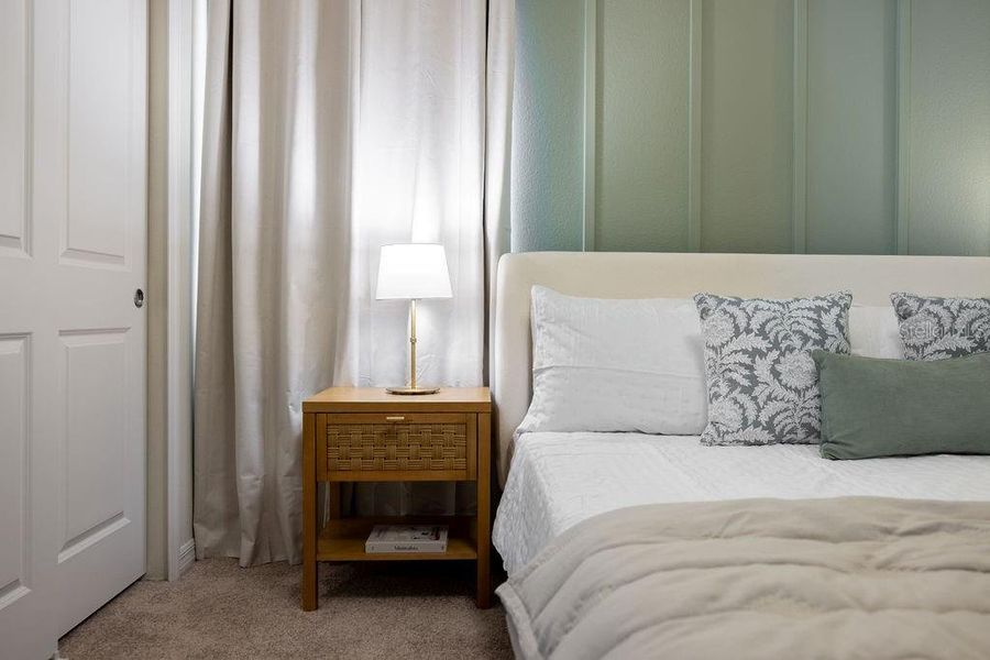 Furnished interior view inside a new home in , Clermont (Image 68).