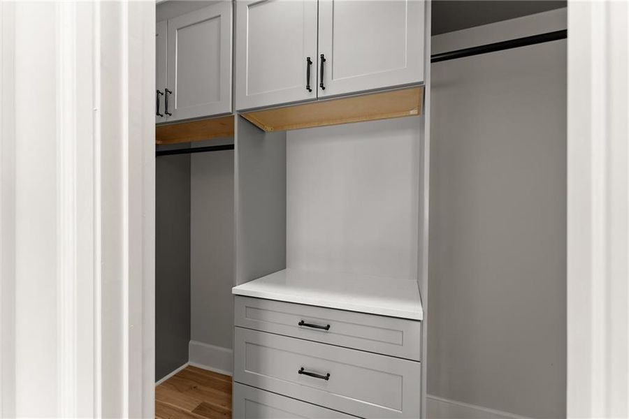 Image 101 of a home in .